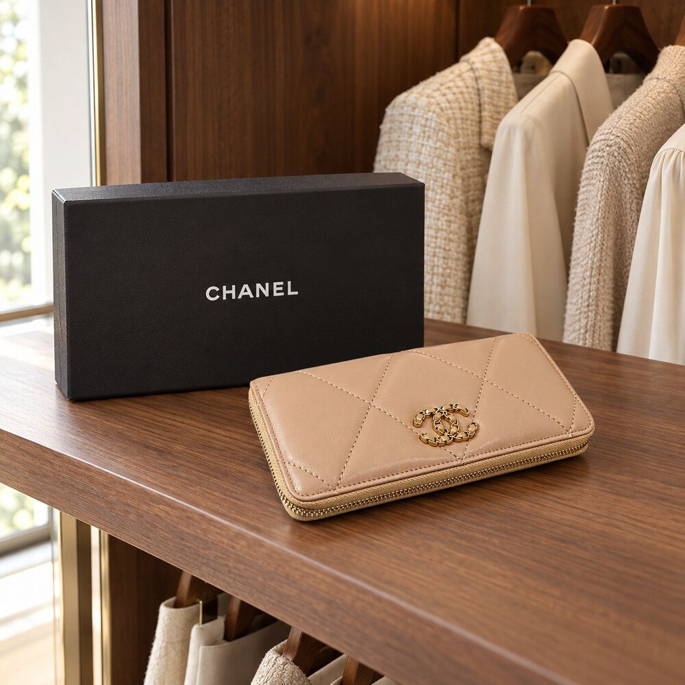 Chanel 19 Beige Lambskin Long Zip Wallet - Picture 4 of 6